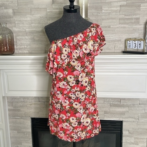 Rue21 Dresses & Skirts - Rue21 One Shoulder Pink Floral Relax Elastic Top Mini Dress Size Medium